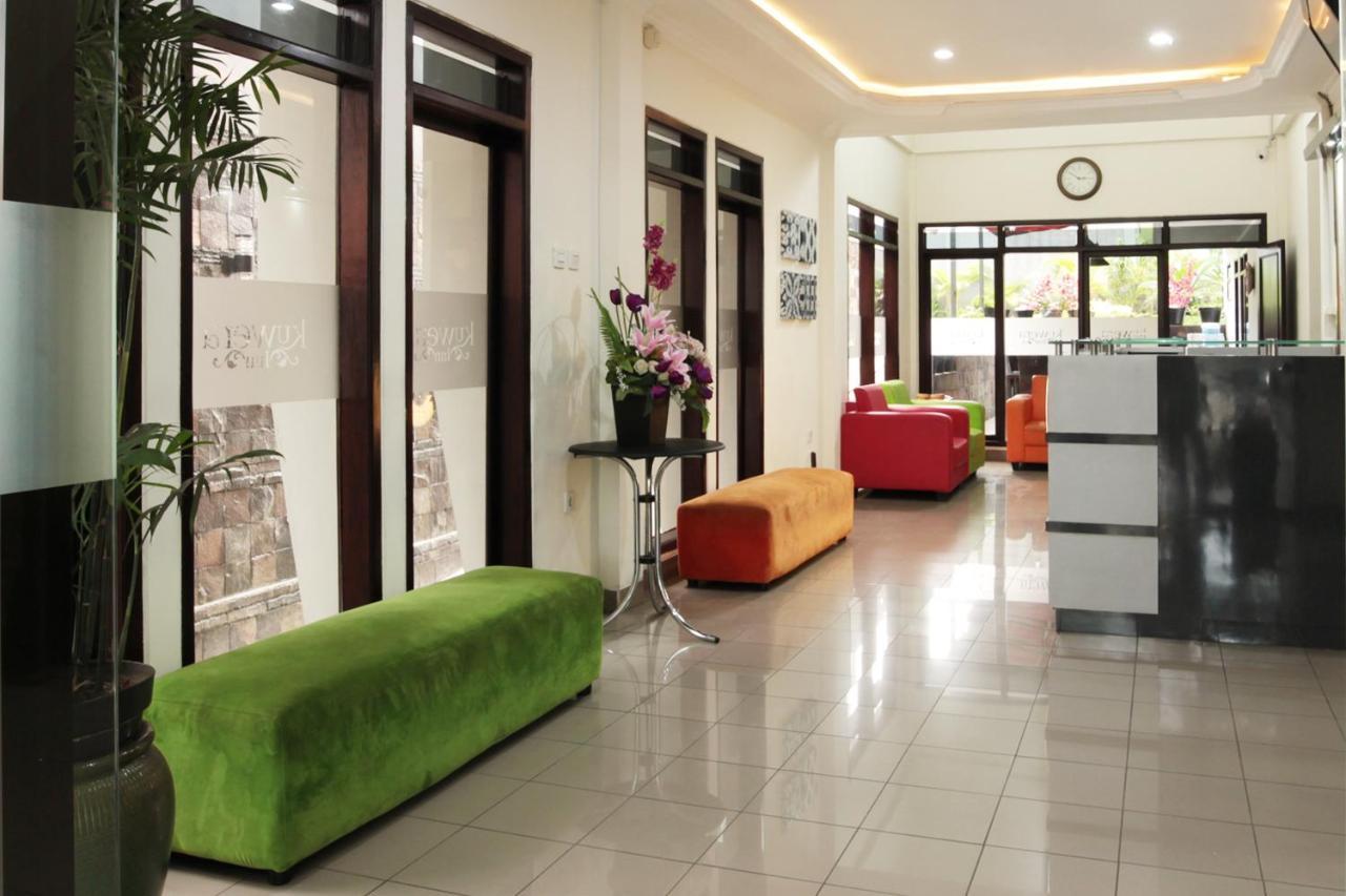Oyo 202 Kuwera Inn Bandung Exterior foto
